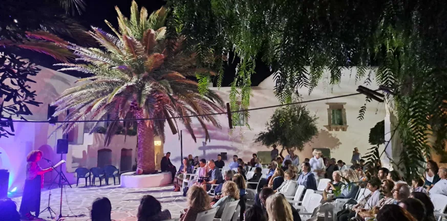 Με πατρινό αποτύπωμα οι «Ημέρες Ποίησης» στη Σίκινο – Τιμώμενο πρόσωπο ο Διονύσης Καρατζάς Με πατρινό αποτύπωμα οι «Ημέρες Ποίησης» στη Σίκινο – Τιμώμενο πρόσωπο ο Διονύσης Καρατζάς