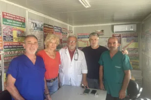 Πάτρα: Επίσκεψη Αναγνωστοπούλου με κλιμάκιο της Νέας Αριστεράς στο Νοσοκομείο «Άγιος Ανδρέας»
