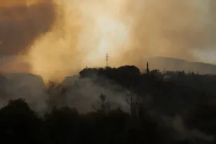 Πάτρα κάτω από αποπνικτικό νέφος: Τριπλάσια όρια ρύπων, φόβοι για υγεία και πόσιμο νερό