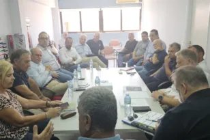Σύσκεψη στη ΒΙΠΕ υπό τον Φαρμάκη – Οι ζημιές, τα μέτρα και η επόμενη μέρα ΦΩΤΟ