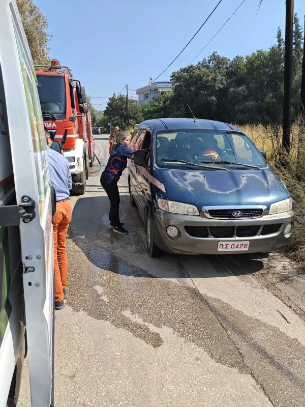 Φωτιά στην Αχαΐα: Μεγάλη ανάγκη για πόσιμο νερό – Τα My market ήταν εκεί!