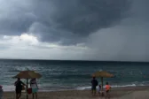 Ο καιρός σήμερα 4/8: Βροχές, καταιγίδες και ζέστη, η πρόγνωση για την Πάτρα