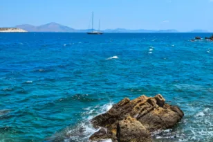 Καιρός: Με ζέστη και μελτέμια μας αφήνει ο Αύγουστος, πού θα φτάσει η θερμοκρασία, πότε αναμένεται νέος καύσωνας