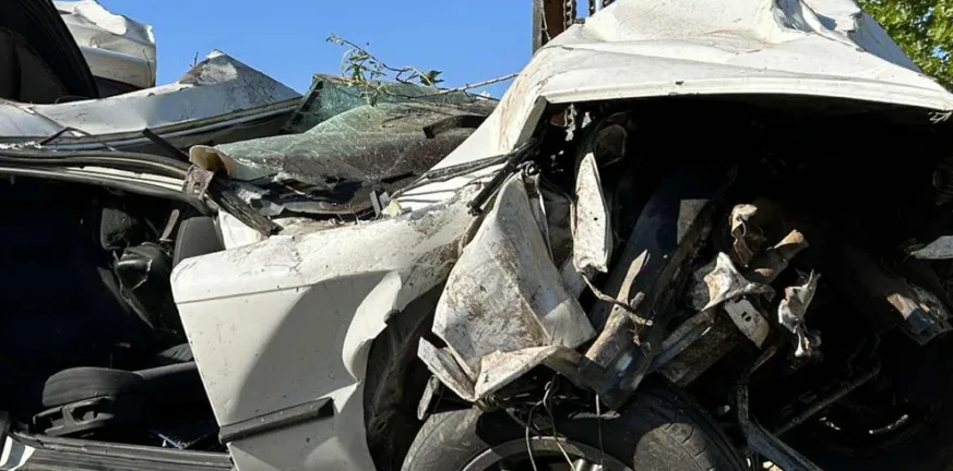 Συγκλονίζουν οι εικόνες από το τραγικό δυστύχημα στην Καστοριά, νεκροί δύο 16χρονοι Συγκλονίζουν οι εικόνες από το τραγικό δυστύχημα στην Καστοριά, νεκροί δύο 16χρονοι