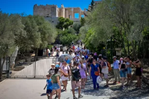 Καιρός - Κολυδάς: Ο Σεπτέμβριος μπαίνει με θερμοκρασίες έως 6°C πάνω από τα κανονικά επίπεδα