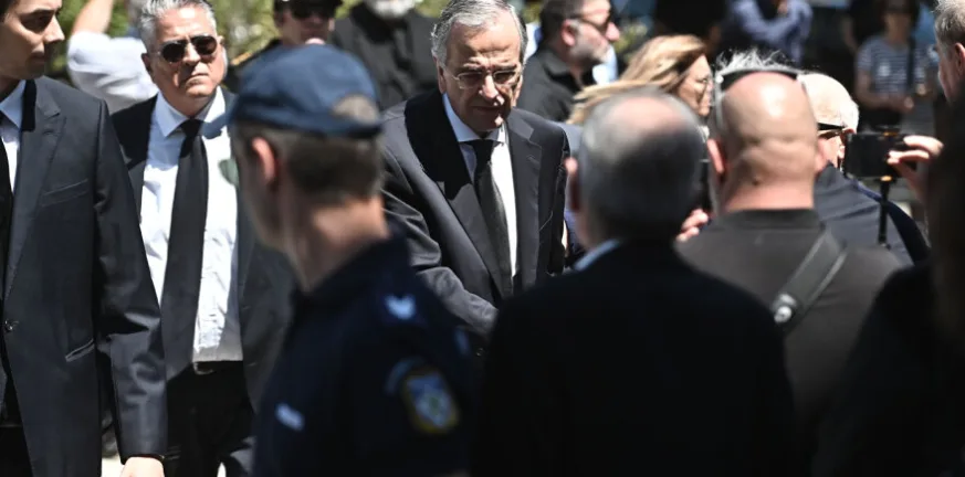 Το τελευταίο αντίο στη Λένα Σαμαρά – Συντετριμμένοι οι γονείς της, Αντώνης και Γεωργία Σαμαρά ΦΩΤΟ