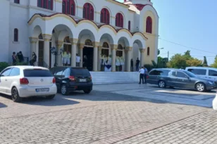 Σπαραγμός στο Αγρίνιο για τον Παναγιώτη Μπουλούμπαση: Το τελευταίο αντίο στον 50χρονο ποδηλάτη ΦΩΤΟ