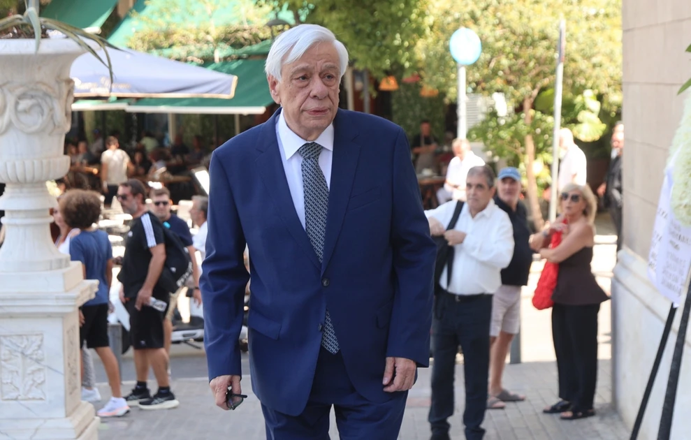 Στη Μητρόπολη Αθηνών το τελευταίο αντίο στον Κώστα Πυλαρινό - Η κηδεία θα γίνει στην ιδιαίτερη πατρίδα του, τη Ζάκυνθο