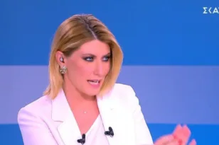 Κι όμως, αυτή είναι η Σία Κοσιώνη (ΦΩΤΟΓΡΑΦΙΑ)