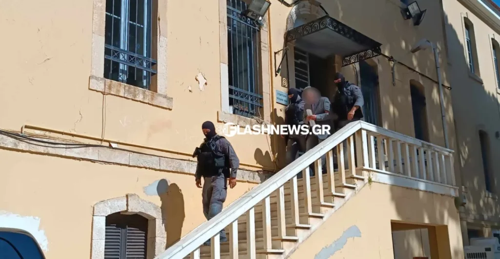 Χανιά: Αυτός είναι ο γιατρός κατασκήνωσης που διώκεται για ασέλγεια σε 11χρονο αγόρι, νέα καταγγελία, ΦΩΤΟ, ΒΙΝΤΕΟ