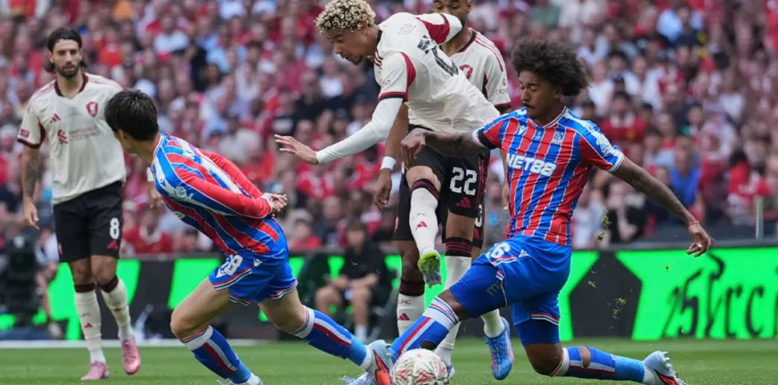 Premier League: Οι προβλέψεις των πρώην παικτών για τη σεζόν 2025-26