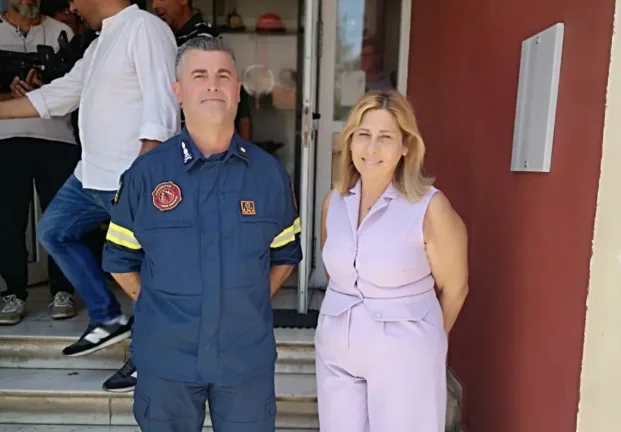 «Να αισθανόμαστε ευγνωμοσύνη προς το προσωπικό της Πυροσβεστικής» το ευχαριστώ της γιατρού που παρασύρθηκε από το τρένο «Να αισθανόμαστε ευγνωμοσύνη προς το προσωπικό της Πυροσβεστικής» το ευχαριστώ της γιατρού που παρασύρθηκε από το τρένο