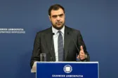 Μαρινάκης κατά ΠΑΣΟΚ: Η χώρα έχει πληρώσει τους μαθητευόμενους μάγους