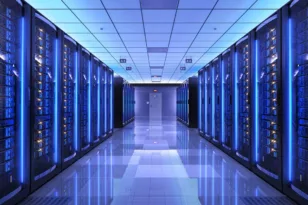 Αποκλειστικοί Διακομιστές από την THE.Hosting — Μια Αξιόπιστη Βάση για Σοβαρά Έργα