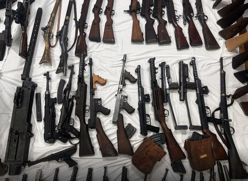 Κιάτο: Παράνομο οπλοστάσιο-σοκ σε σπίτι απόστρατου της Πολεμικής Αεροπορίας ΦΩΤΟ