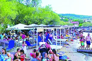Μικρή άνοδος στον τουρισμό της Αχαΐας, τι δηλώνουν στην «Π» παράγοντες των ξενοδόχων