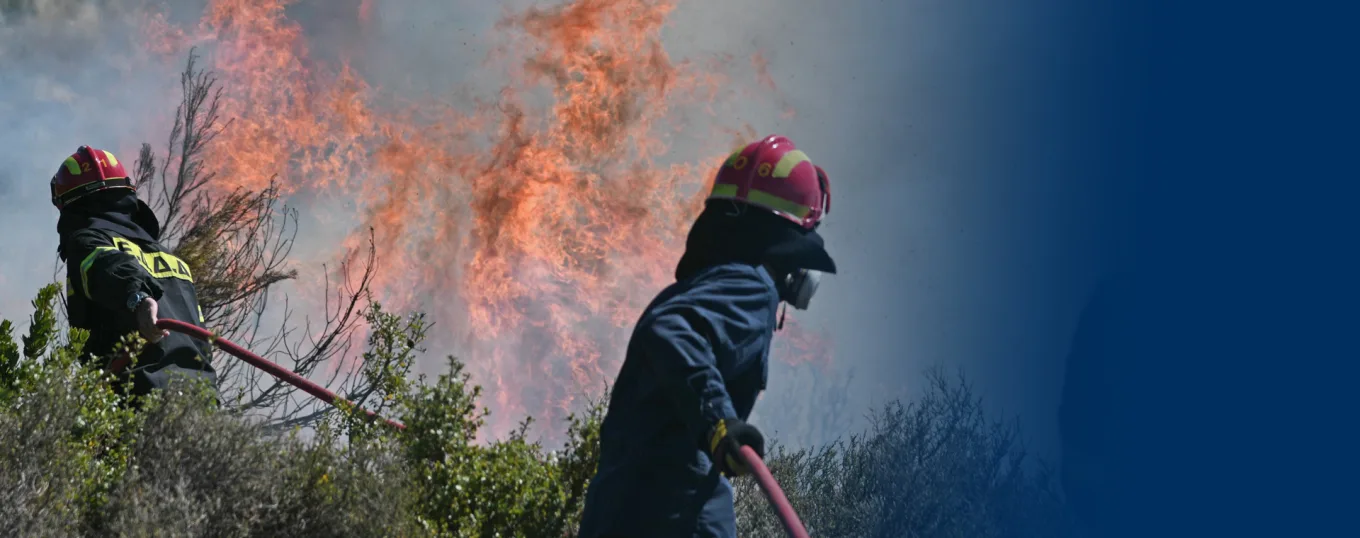 Κερατέα: Οριοθετήθηκε η φωτιά – Εκτροπή της κυκλοφορίας στη Λαυρίου