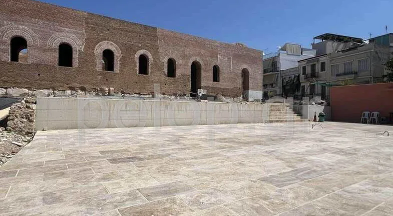Πάτρα - Ξυλοδαρμός Π. Ρηγόπουλου: Μήνυση και από την φύλακα του Αρχαίου Ωδείου στους εισβολείς! ΦΩΤΟ Πάτρα - Ξυλοδαρμός Π. Ρηγόπουλου: Μήνυση και από την φύλακα του Αρχαίου Ωδείου στους εισβολείς! ΦΩΤΟ