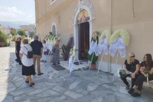 Πλήθος κόσμου στην κηδεία του Γιώργου Αποστολόπουλου-“Αντίο” στον πρωταθλητή ΦΩΤΟ