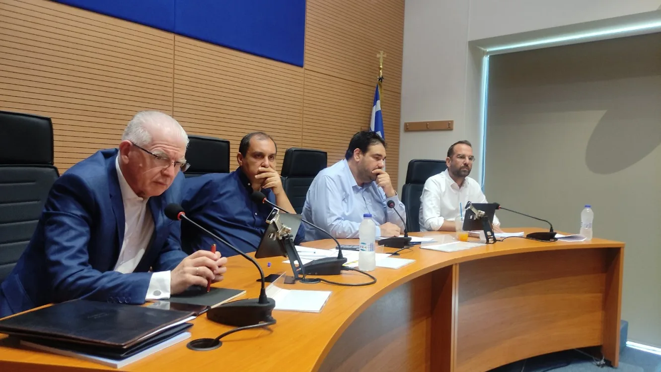 Κυβερνητικό κλιμάκιο στη σύσκεψη της Περιφέρειας: «Η Αχαΐα δεν θα μείνει μόνη»