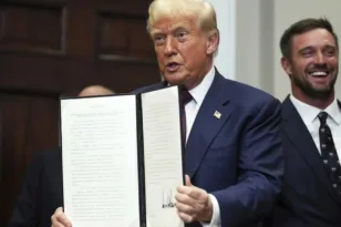 ΗΠΑ: Ανακοινώθηκαν οι νέοι δασμοί Τραμπ, πότε θα εφαρμοστούν τι ισχύει για την Ευρώπη