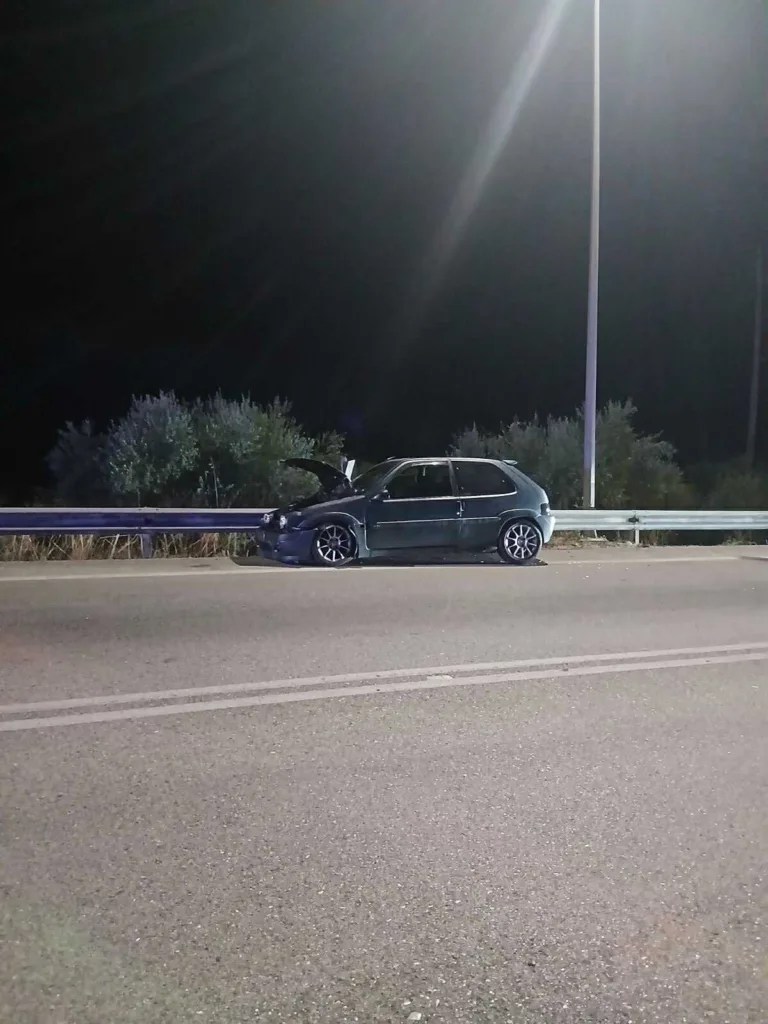 Στο Καραμανδάνειο δύο ανήλικες μετά από τροχαίο με εγκατάλειψη στην Αιτωλοακαρνανία: Αναζητείται ακόμα ο οδηγός του οχήματος ΦΩΤΟ