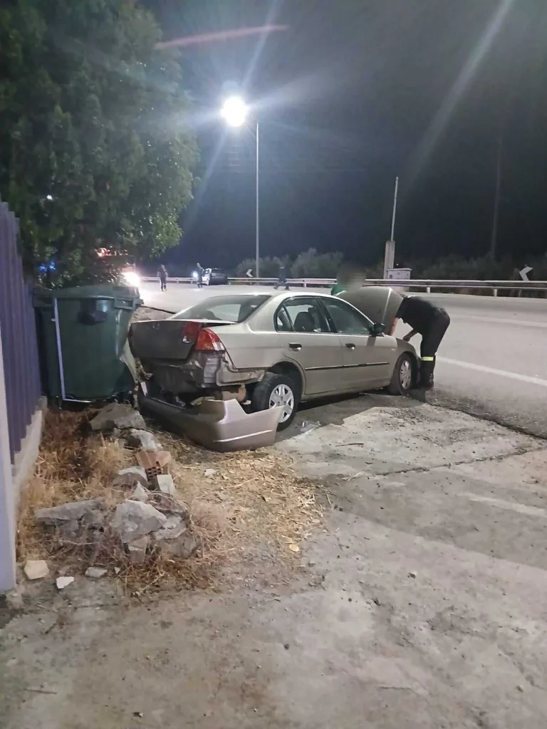 Στο Καραμανδάνειο δύο ανήλικες μετά από τροχαίο με εγκατάλειψη στην Αιτωλοακαρνανία: Αναζητείται ακόμα ο οδηγός του οχήματος ΦΩΤΟ