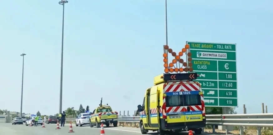Ολύμπια Οδός: Πως έγινε το τροχαίο με εμπλοκή οχήματος του Λιμενικού