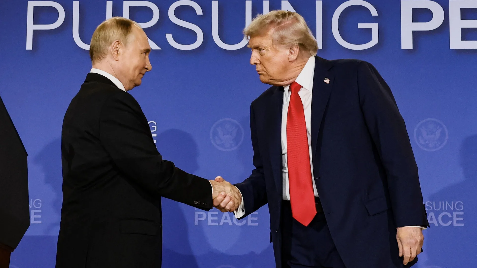 Το μυστικό σχέδιο για το τέλος του πολέμου στην Ουκρανία, που συζητούν ΗΠΑ και Ρωσία Το μυστικό σχέδιο για το τέλος του πολέμου στην Ουκρανία, που συζητούν ΗΠΑ και Ρωσία