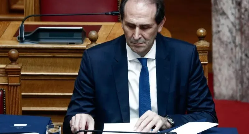 Πέθανε από ανακοπή ο γραμματέας της ΚΟ της ΝΔ Απόστολος Βεσυρόπουλος