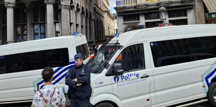 Επεισόδια με οπαδούς της ΑΕΚ και την Αστυνομία στις Βρυξέλλες ΒΙΝΤΕΟ