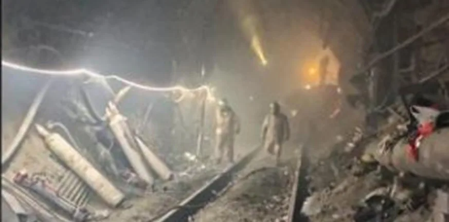 Νεκροί ανασύρθηκαν και οι 5 μεταλλωρύχοι στη Χιλή Νεκροί ανασύρθηκαν και οι 5 μεταλλωρύχοι στη Χιλή