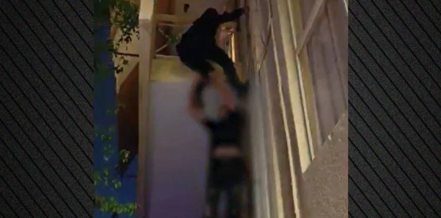 Ποινή 6 μηνών με αναστολή στη 19χρονη, που άφησε μόνο τον 5χρονο αδελφό της Ποινή 6 μηνών με αναστολή στη 19χρονη, που άφησε μόνο τον 5χρονο αδελφό της