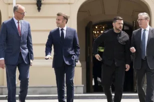 Sky News: Οι Ευρωπαίοι «καλοπιάνουν» τον απρόβλεπτο Τραμπ στη σημερινή κρίσιμη συνάντηση στον Λευκό Οίκο