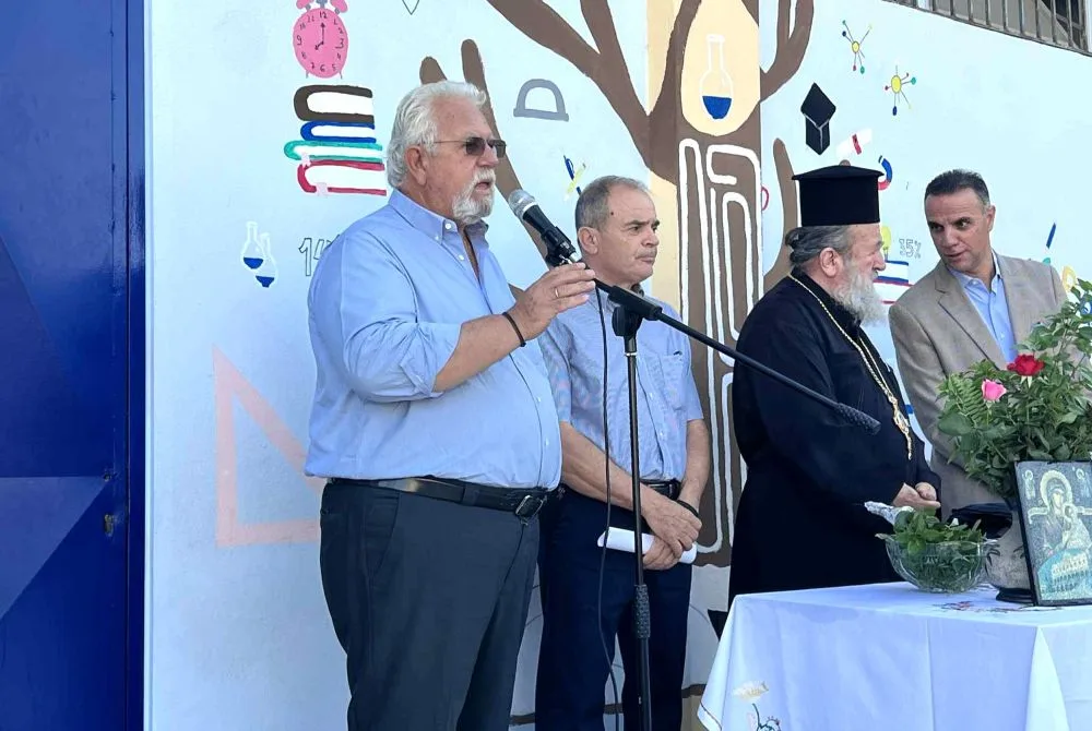 Παρουσία του Δημάρχου Ήλιδας και σύσσωμης της δημοτικής αρχής, χτύπησε το πρώτο κουδούνι στα σχολεία του Δήμου Ήλιδας