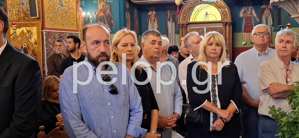 Ράγισαν και οι πέτρες στο τελευταίο «αντίο» στον Αρίστο Τηλιγάδη ΦΩΤΟ