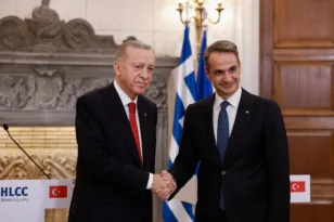 Οριστικά στη Νέα Υόρκη η συνάντηση Μητσοτάκη – Ερντογάν – Πότε θα γίνει