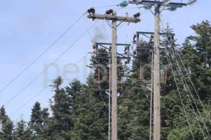 Συναγερμός στο Χιονοδρομικό Καλαβρύτων για φωτιά σε κολώνα ΒΙΝΤΕΟ