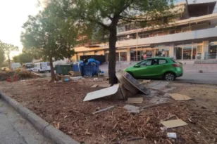 Ζαρουχλέικα-Εργατικές Κατοικίες: Μία γειτονιά σε παρακμή