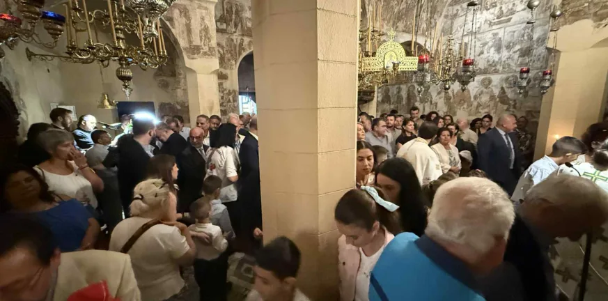 Θεία Λειτουργία στην ΙΜ Μεγάλου Σπηλαίου Καλαβρύτων με πολλές ιδιαιτερότητες