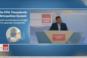 Σφοδρή επίθεση Τσίπρα στην κυβέρνηση από το συνέδριο του Economist – «Ανάγκη για την πατρίδα ένας νέος πατριωτισμός»
