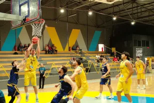 Δείτε που μπορείτε να παρακολουθήσετε το παιχνίδι ΑΕ Γλαύκου Έσπερου-Ηλυσιακός