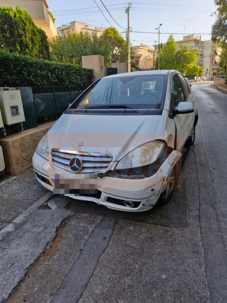 Συνελήφθη ο Βασίλης Μπισμπίκης: Προκάλεσε φθορές σε αυτοκίνητα και εγκατέλειψε το σημείο ΦΩΤΟ