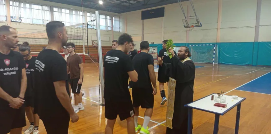 Αγιασμός στον ΑΟ Αιγιαλέων Αγιασμός στον ΑΟ Αιγιαλέων