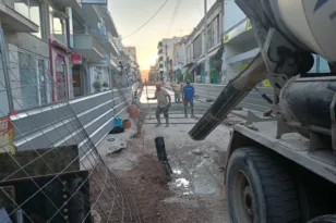 Αίγιο: Με σταθερούς ρυθμούς προχωρούν οι εργασίες στην οδό Μητροπόλεως