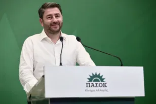 Ανδρουλάκης για 3η Σεπτεμβρίου: 51 χρόνια μετά, μπορούμε ξανά μαζί να κάνουμε την αλλαγή δυνατή
