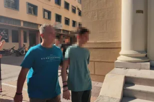 Άγρια επίθεση στην Πάτρα: Στον ανακριτή οι τρεις ανήλικοι για τον ξυλοδαρμό 15χρονου