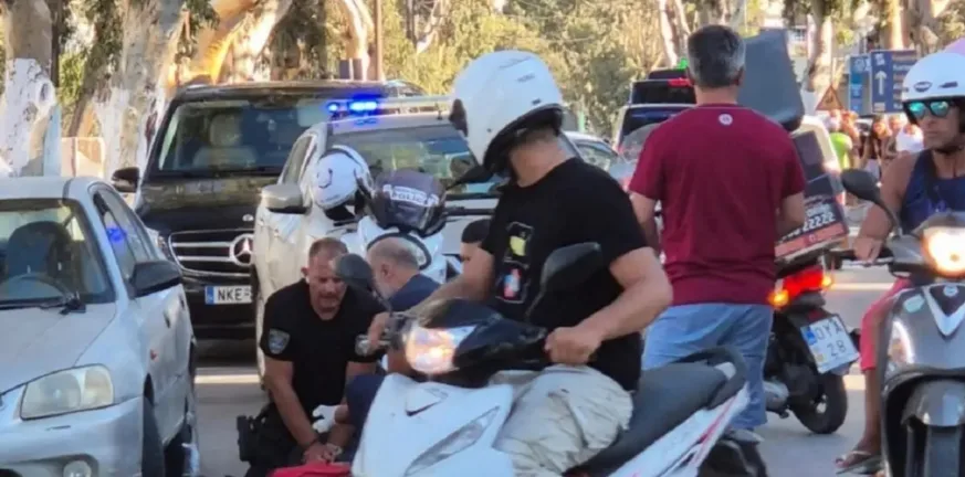 Ο χρόνος σταμάτησε: Αστυνομικός στη Σαντορίνη έδωσε μάχη 20 λεπτών για να σώσει έναν 74χρονο ΒΙΝΤΕΟ Ο χρόνος σταμάτησε: Αστυνομικός στη Σαντορίνη έδωσε μάχη 20 λεπτών για να σώσει έναν 74χρονο ΒΙΝΤΕΟ