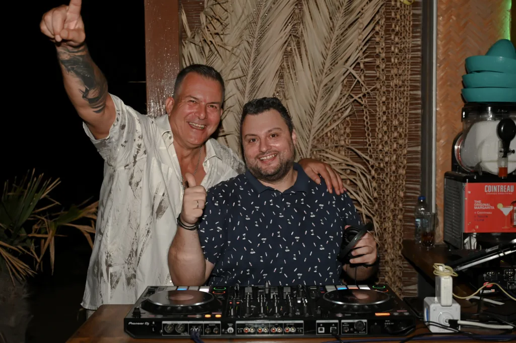 Το BYE BYE SUMMERAKI VOL.2 party by Makis Koulouris στέφθηκε με απόλυτη επιτυχία!