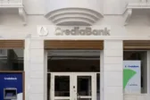 CrediaBank: Ισχυρές επιδόσεις και στο Α’ εξάμηνο 2025, με διπλασιασμό στα Επαναλαμβανόμενα Λειτουργικά Κέρδη του Ομίλου